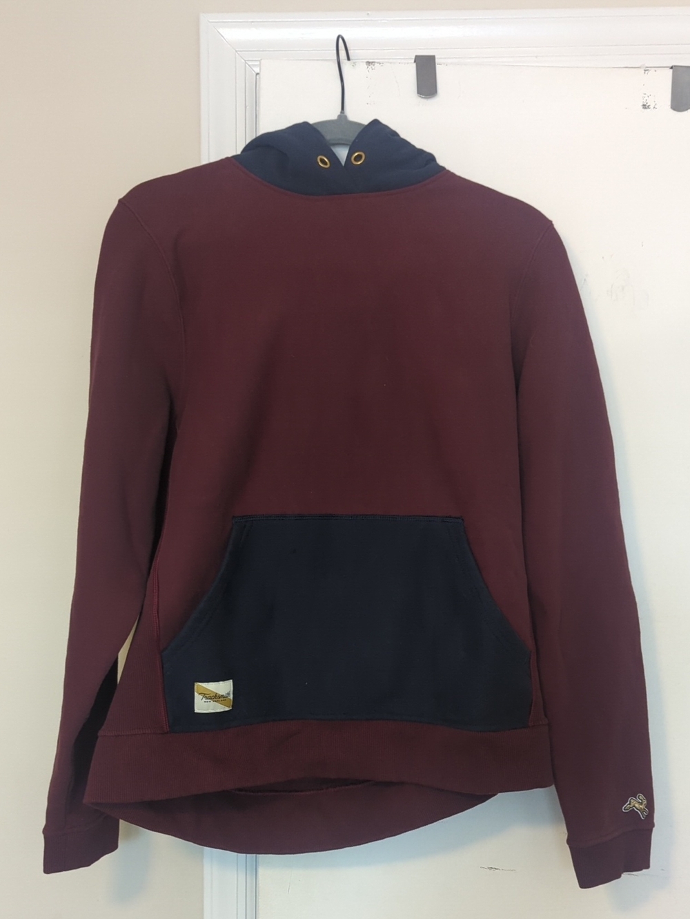 Tracksmith Track House Women's Hooded Sweatshirt